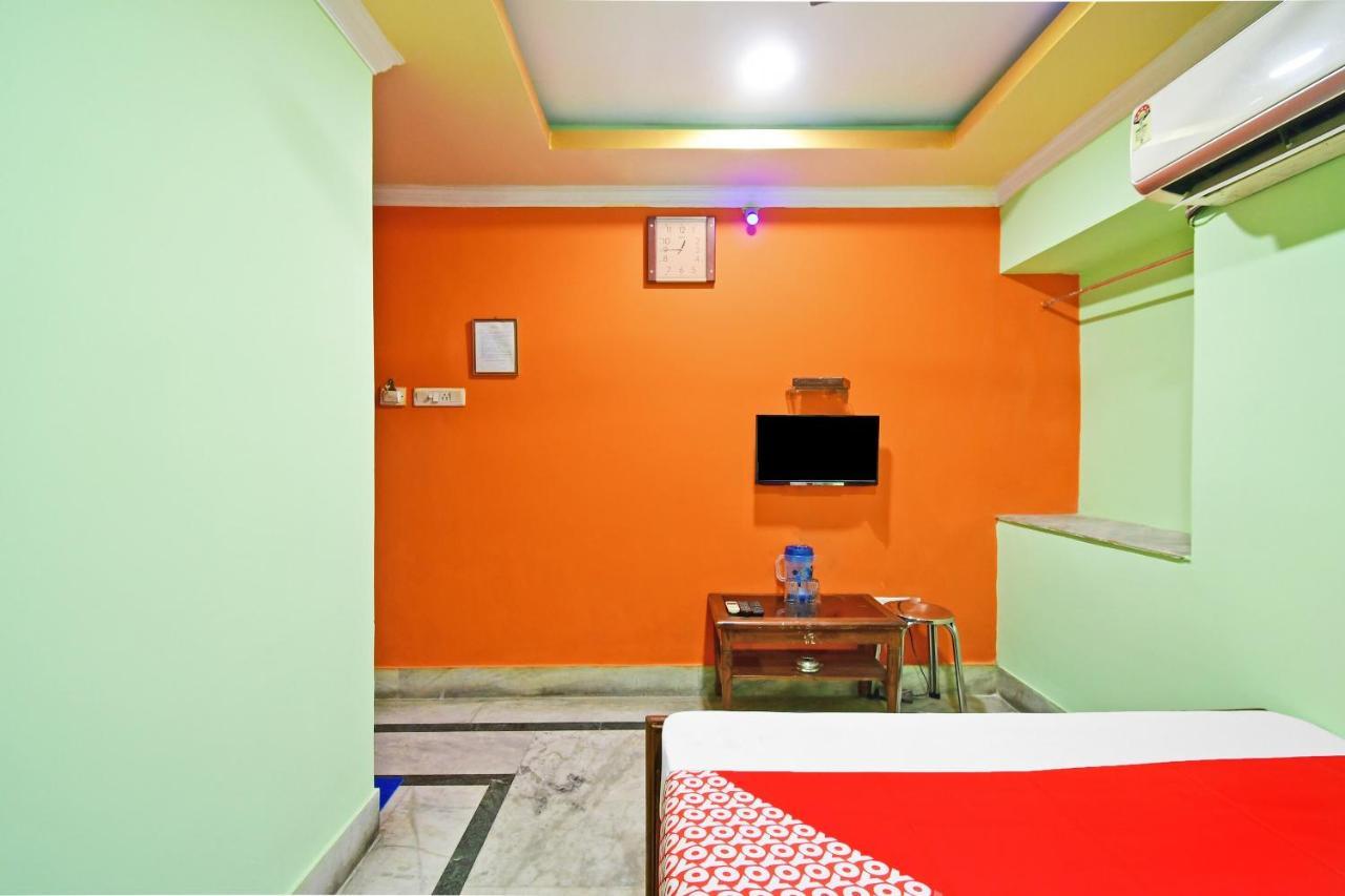 Oyo 85829 Max International Hotel Calcutta Eksteriør billede